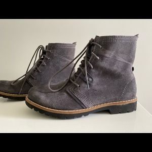 Bussola Gray Suede lace up boots size 36